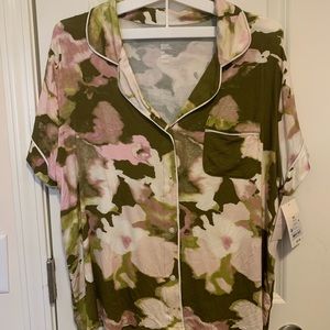 NWT- 3 Piece Lounge/ Sleepwear Set